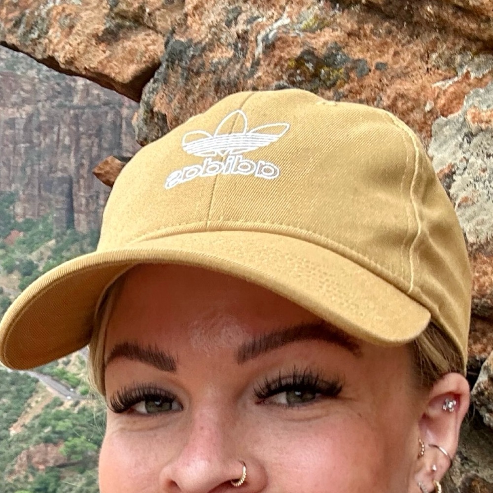 Adidas Beige Cap - Picture 4 of 6